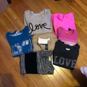 Women’s sweater lot